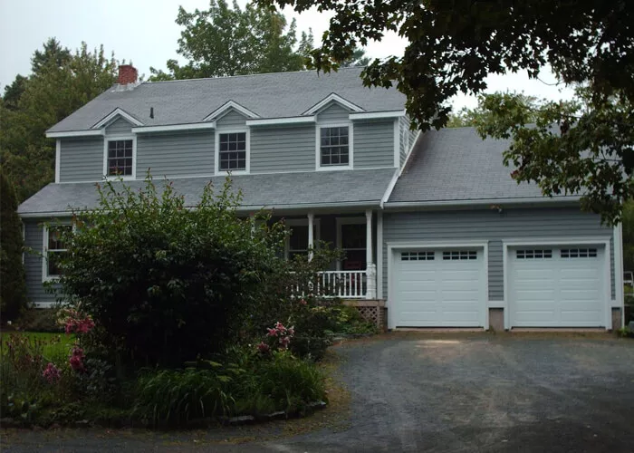 Classic XL, 9'x7', Ice White, 8 lite Orion windows